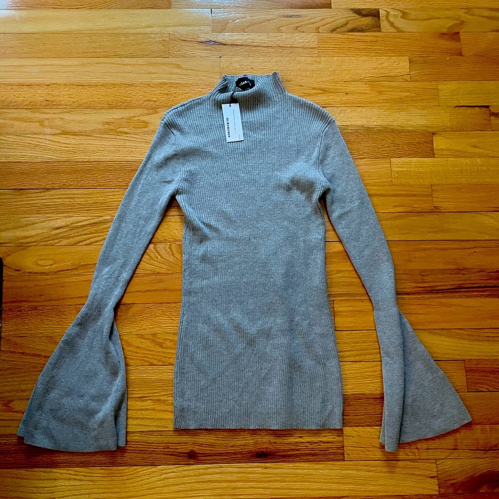 NWT MOCK NECK SWEATER SIZE XS/S